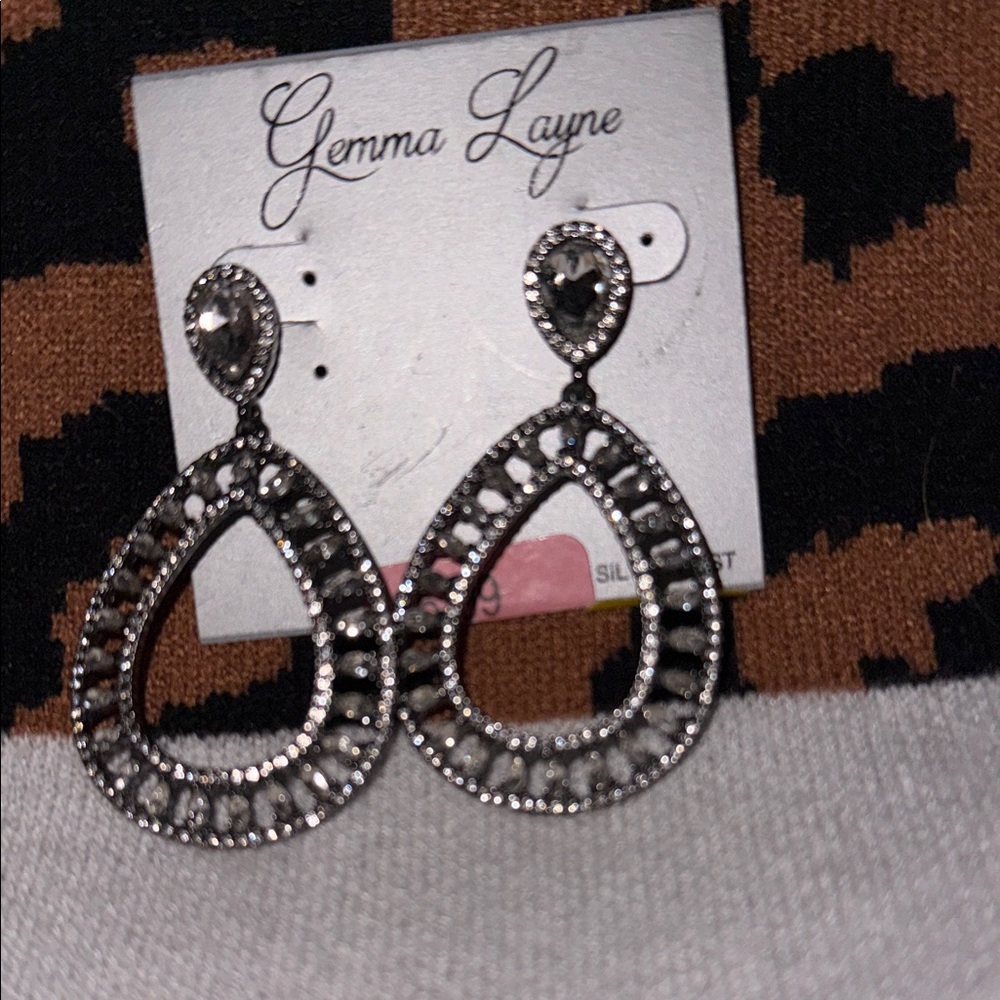 Gemma Layne Silver Teardrop Earrings